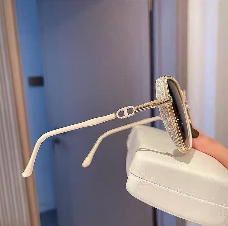 Women’s Sunglasses｜Luxury Metal Large Square Shades