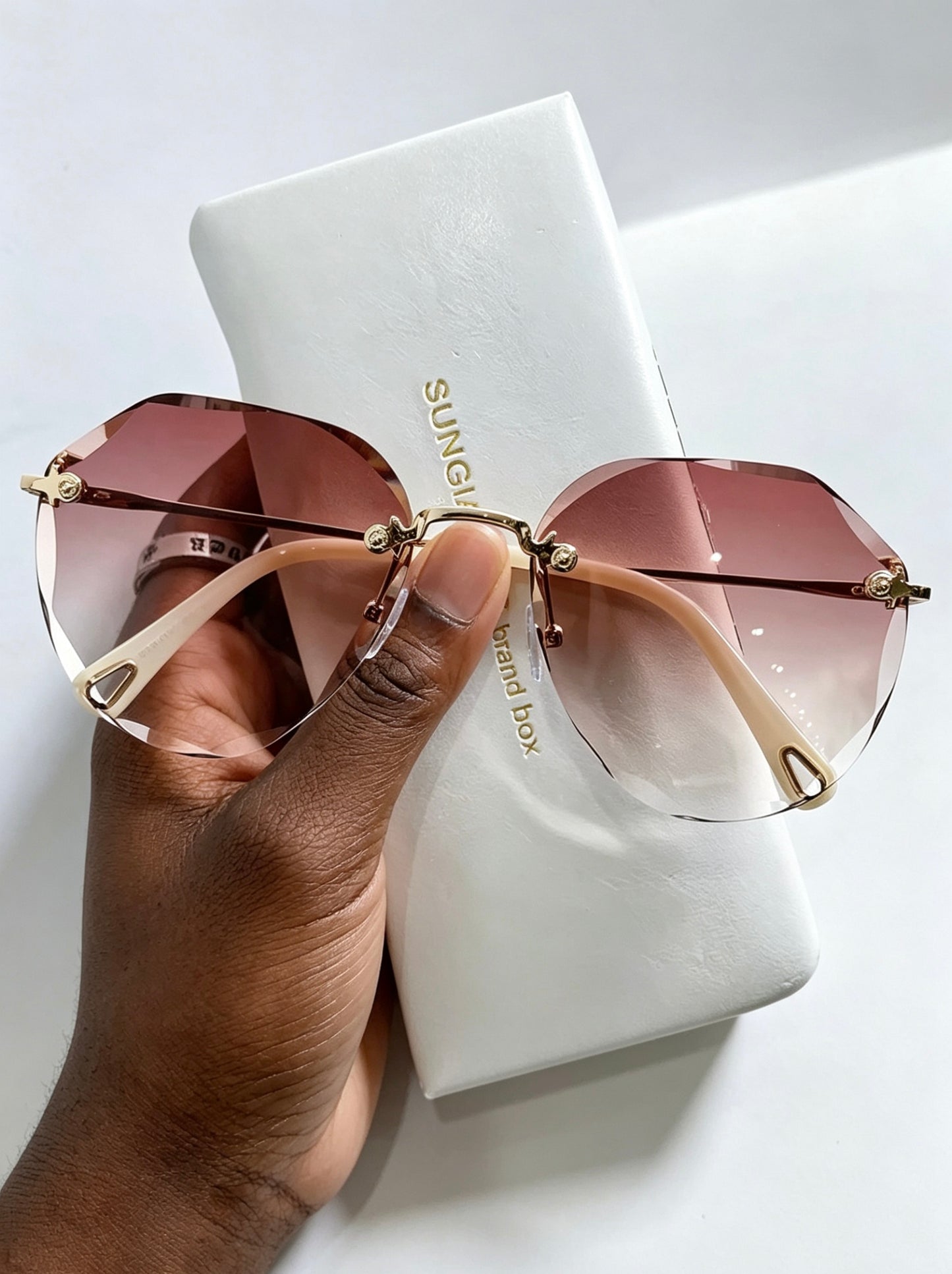 Sunglasses | Luxury Thin Metal Rimless Diamond Cut Lens